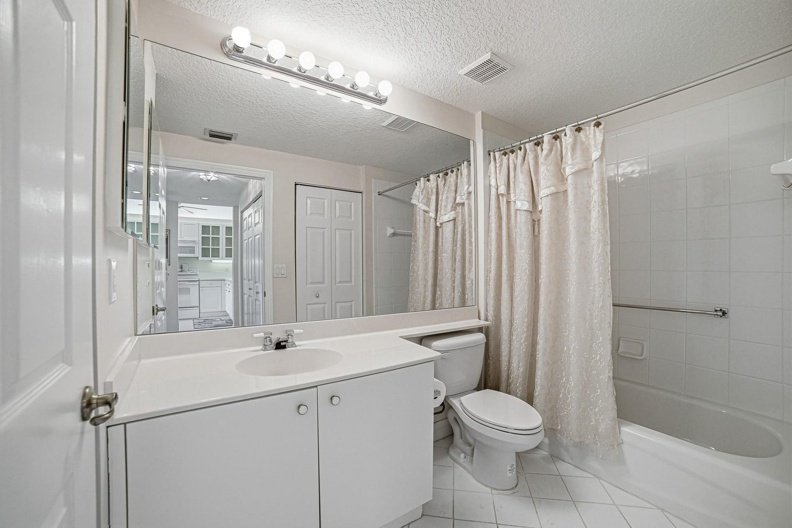 7623 Southampton Terrace 112, Tamarac, FL 33321 photo 22