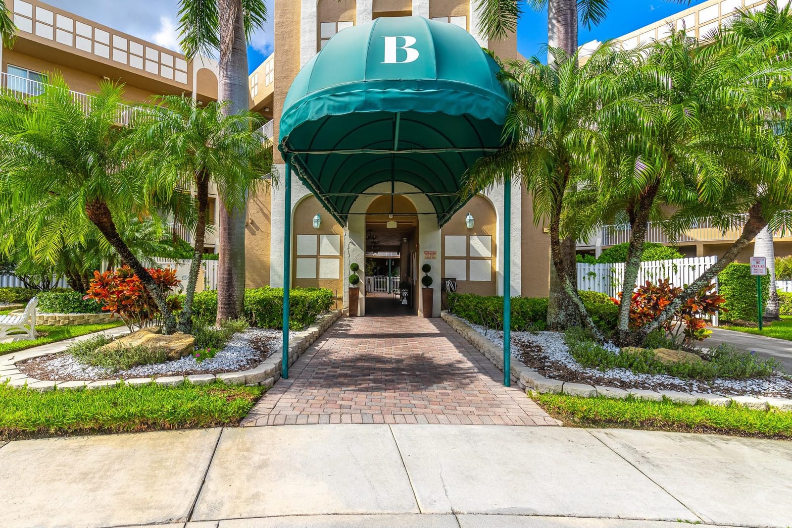 7623 Southampton Terrace 112, Tamarac, FL 33321 photo 26