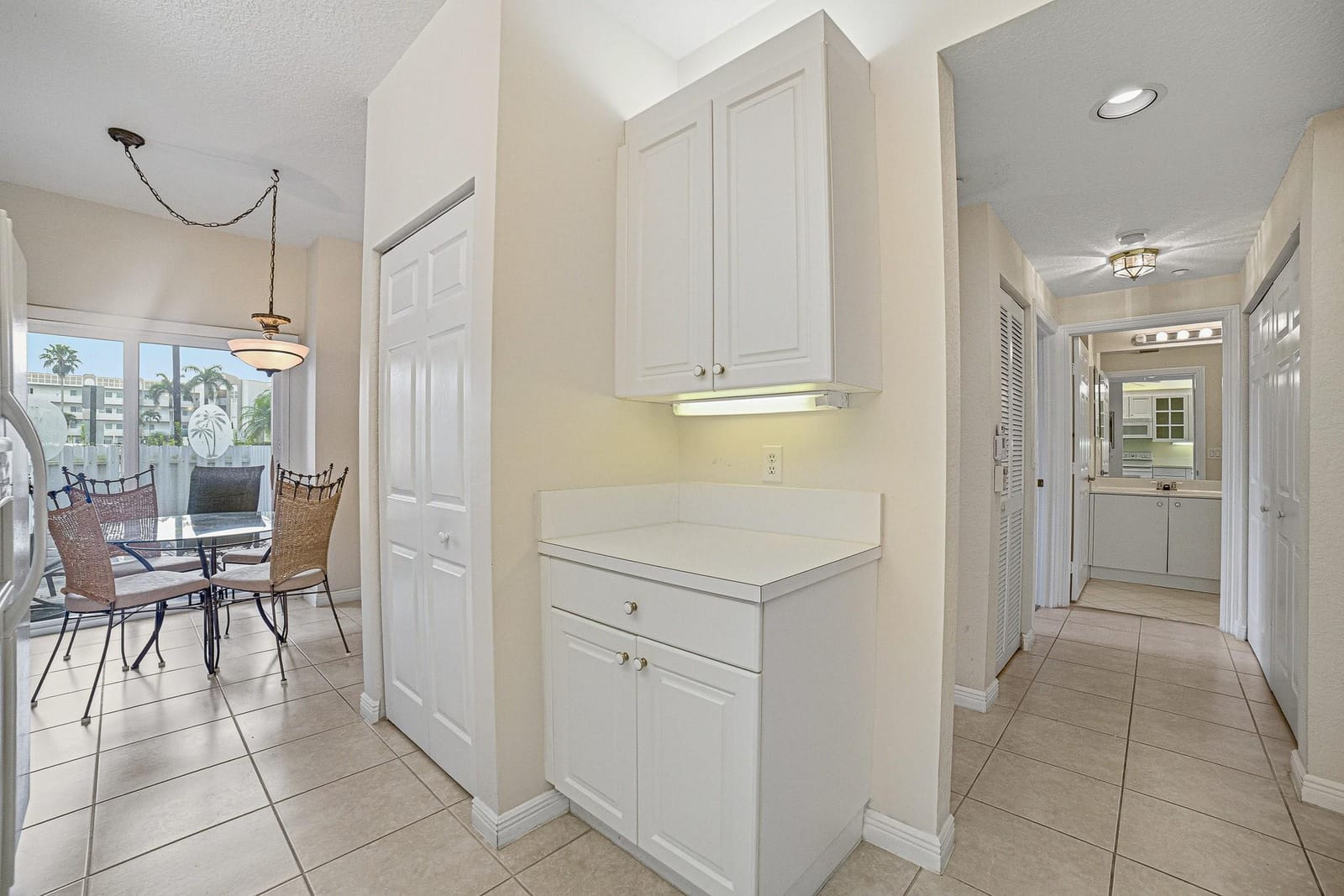 7623 Southampton Terrace 112 — photo 8