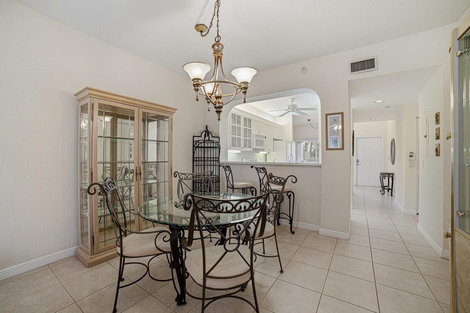 7623 Southampton Terrace 112 — photo 10