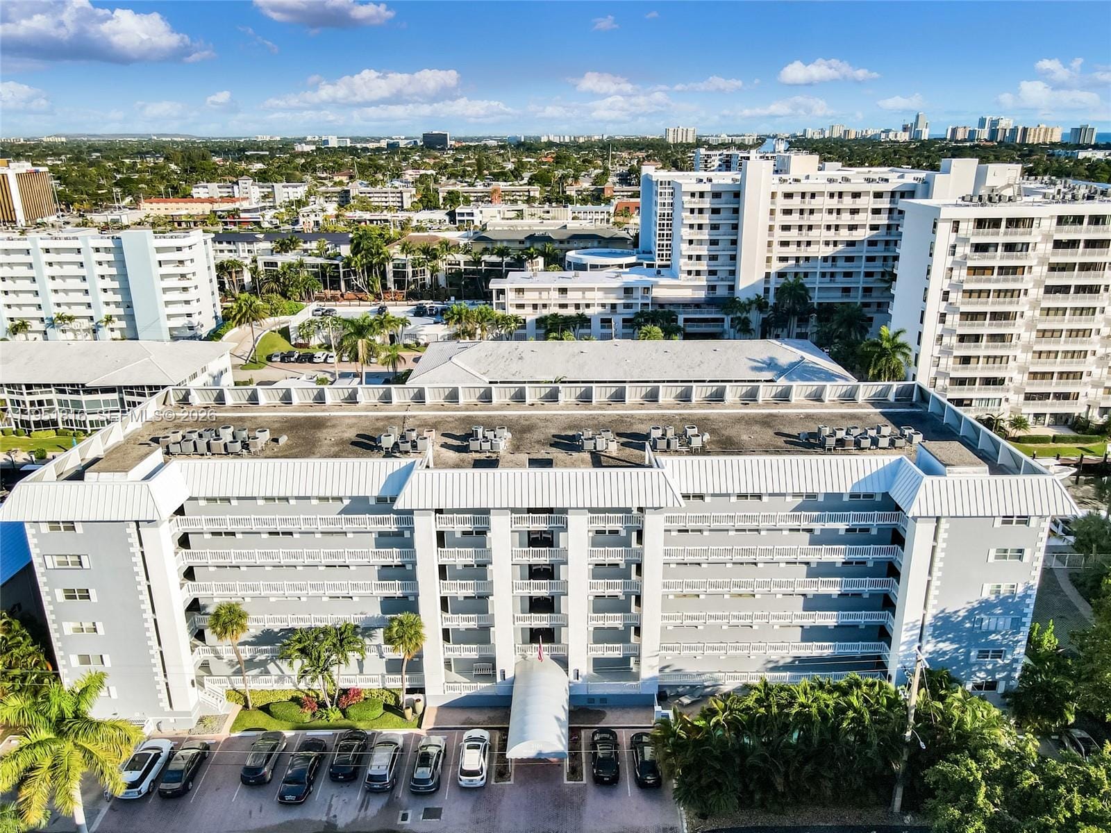 3101 NE 47th Court 303, Fort Lauderdale, FL 33308 photo 2