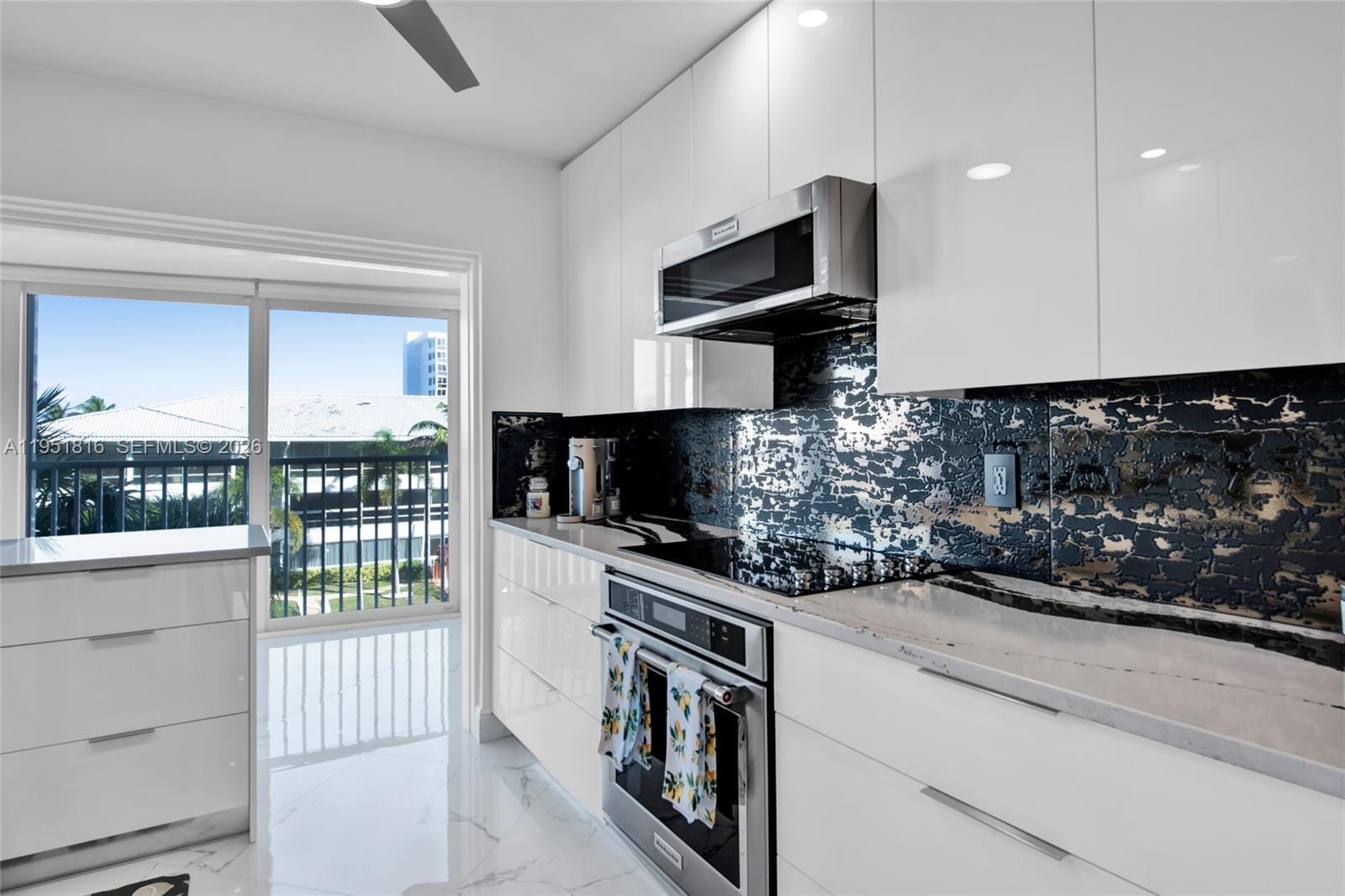 3101 NE 47th Court 303, Fort Lauderdale, FL 33308 photo 12