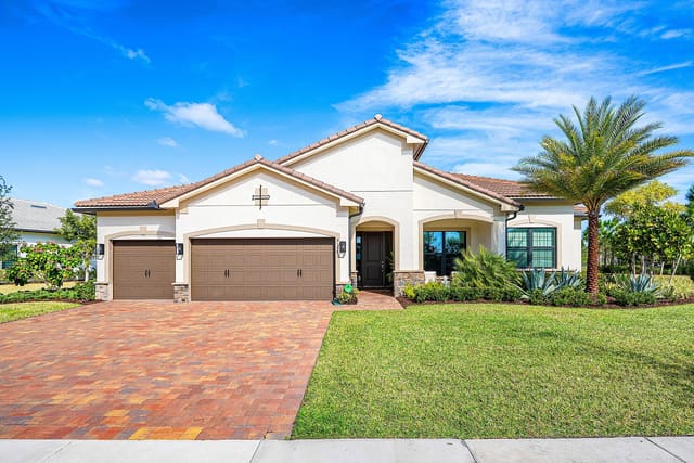 9198 Balsamo Drive, sold in Ancient Tree, Palm Beach Gardens, FL