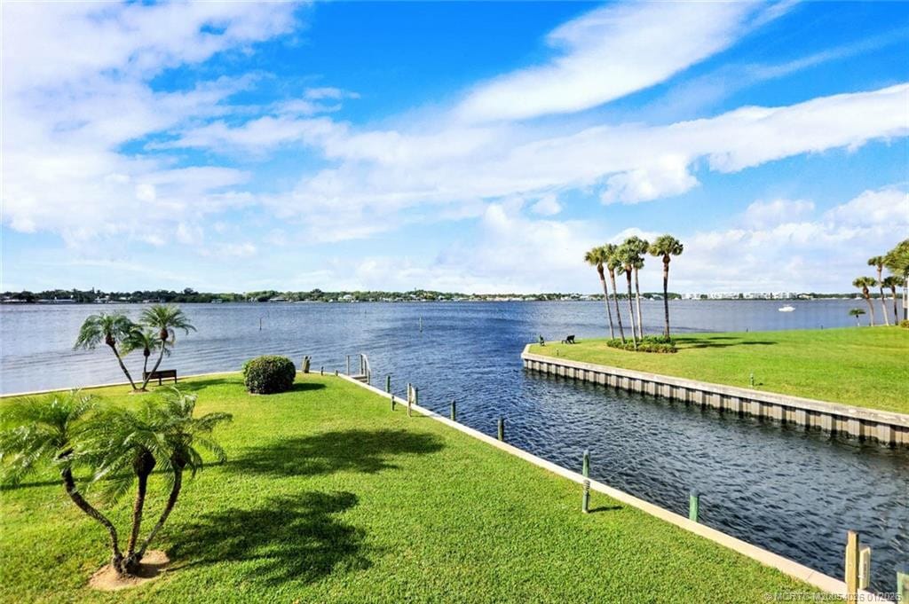 1950 SW Palm City Road 8-106 — photo 4
