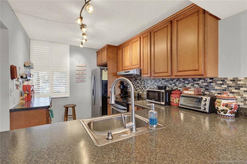 1950 SW Palm City Road 8-106 — photo 10