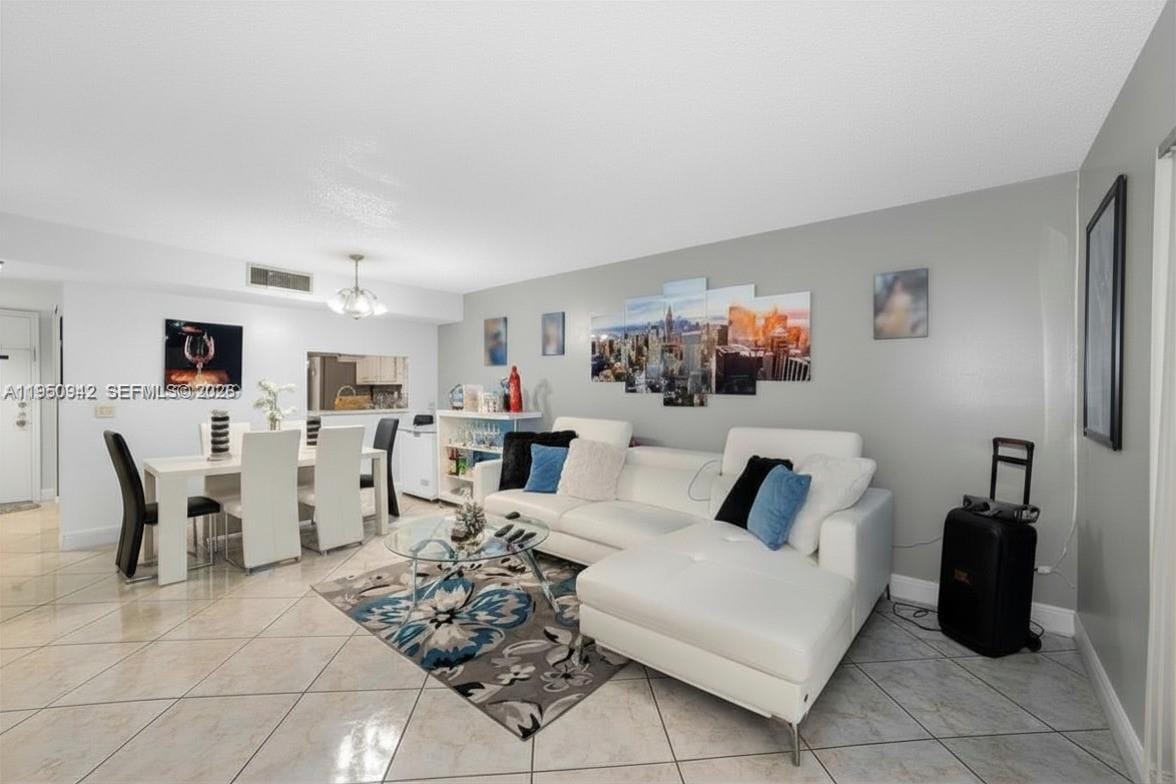 8415 SW 107th Avenue 323W — photo 2