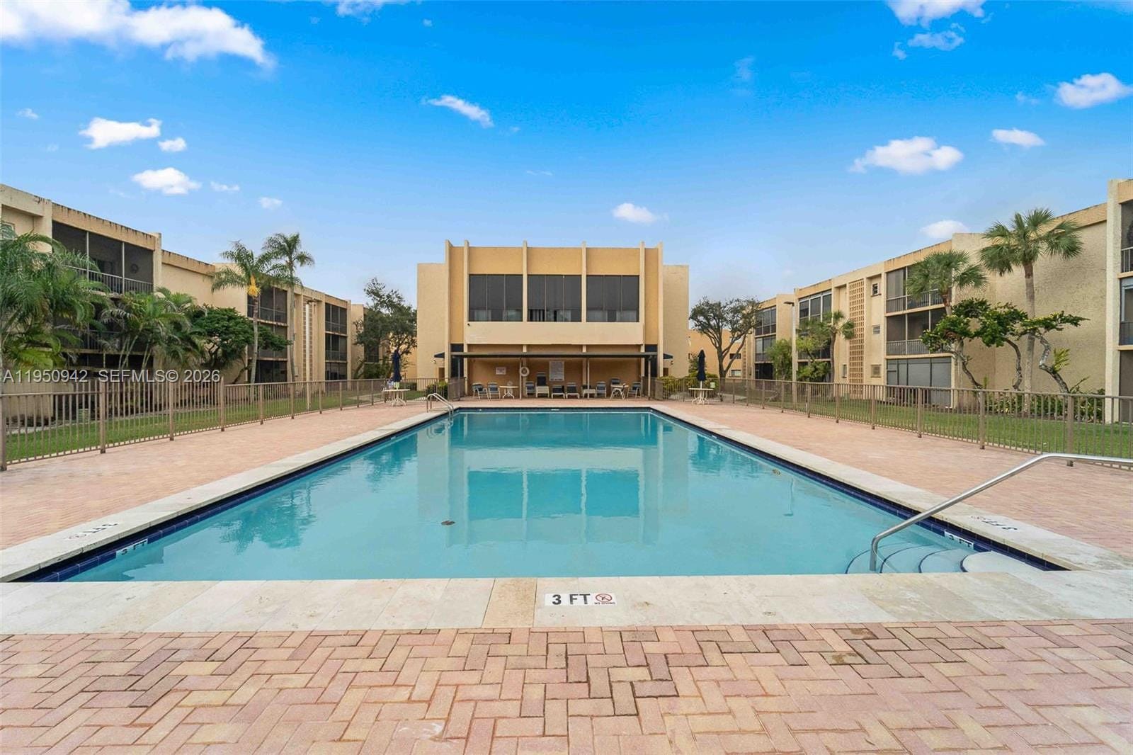 8415 SW 107th Avenue 323W, Miami, FL 33173 photo 24