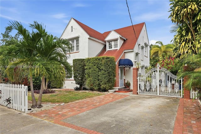 2533 SW 5th Street, sold in Beacon Manor, Miami, FL