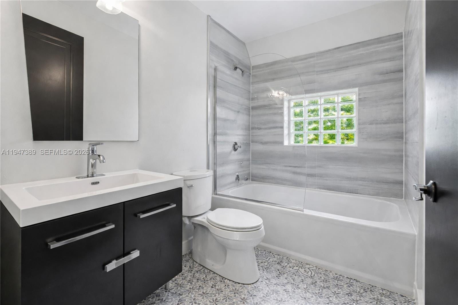 2533 SW 5th Street, Miami, FL 33135 photo 24