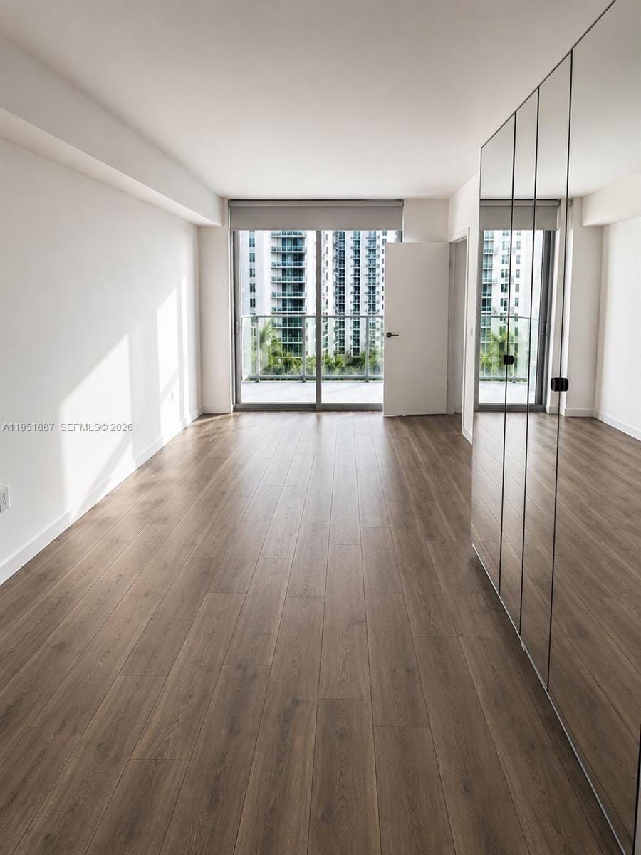 1100 S Miami Avenue 2111 — photo 12