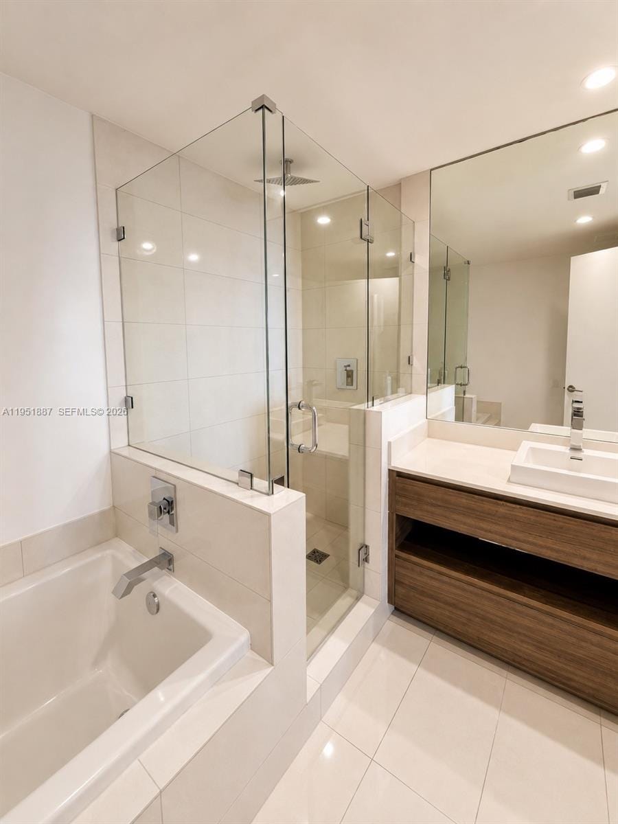 1100 S Miami Avenue 2111 — photo 10