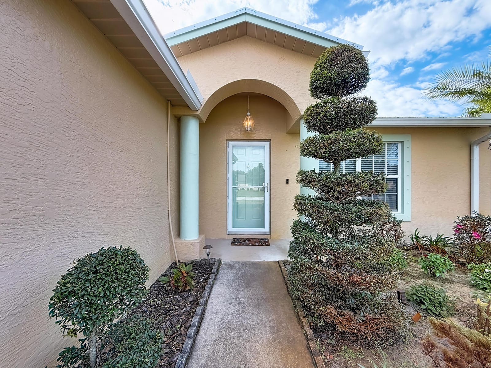 2038 SW Libra Lane — photo 3