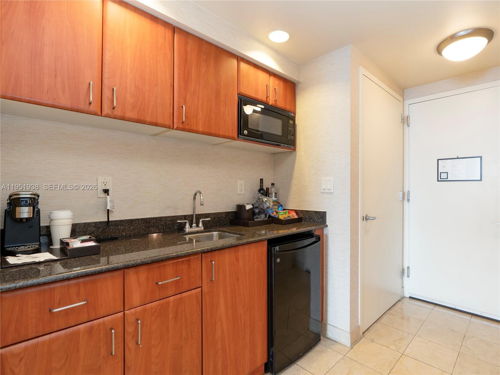 18001 Collins Avenue 1202 — photo 9