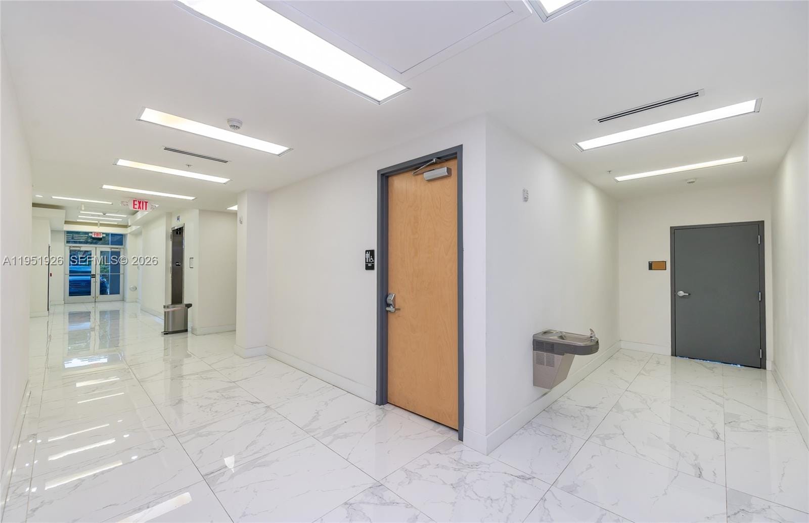 10450 NW 33rd Street 501 — photo 11