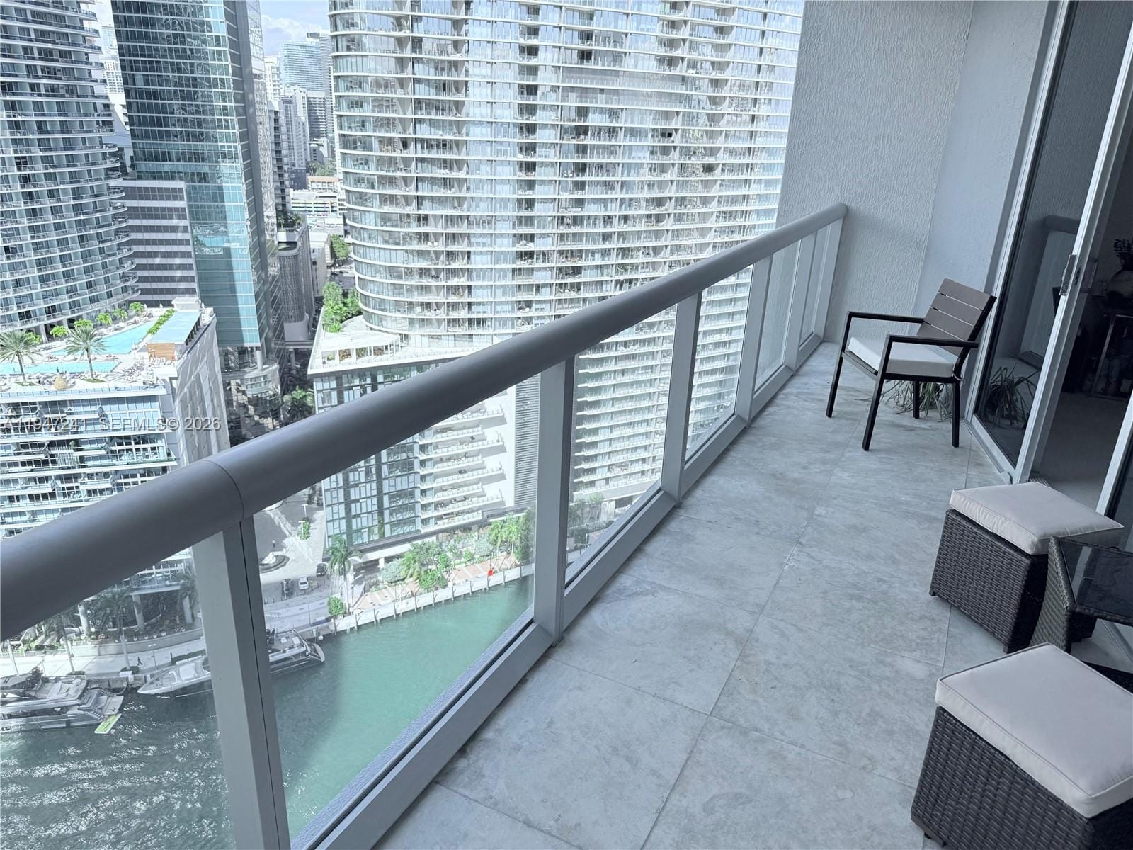 465 Brickell Avenue 2906 — photo 2