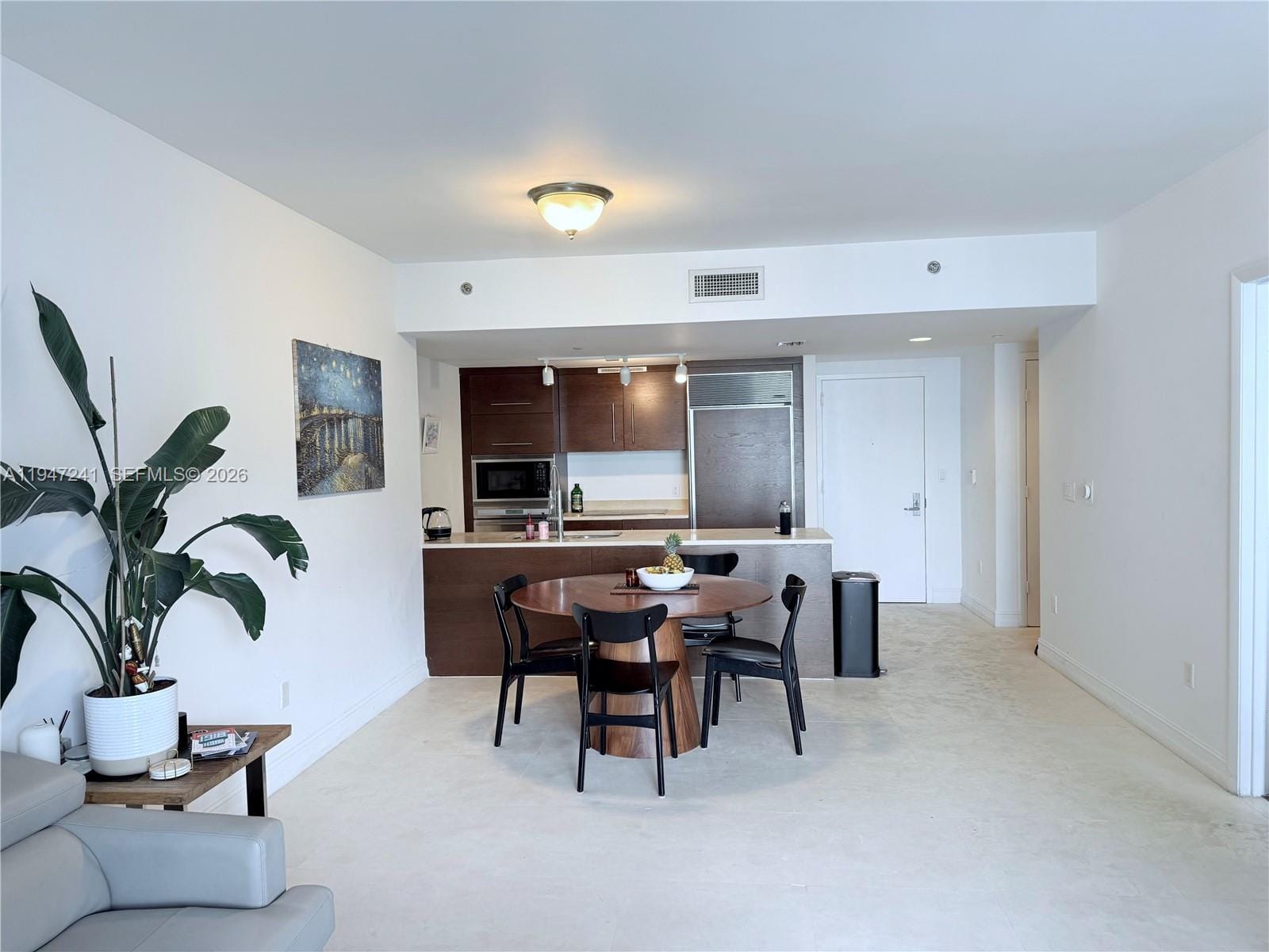 465 Brickell Avenue 2906 — photo 3
