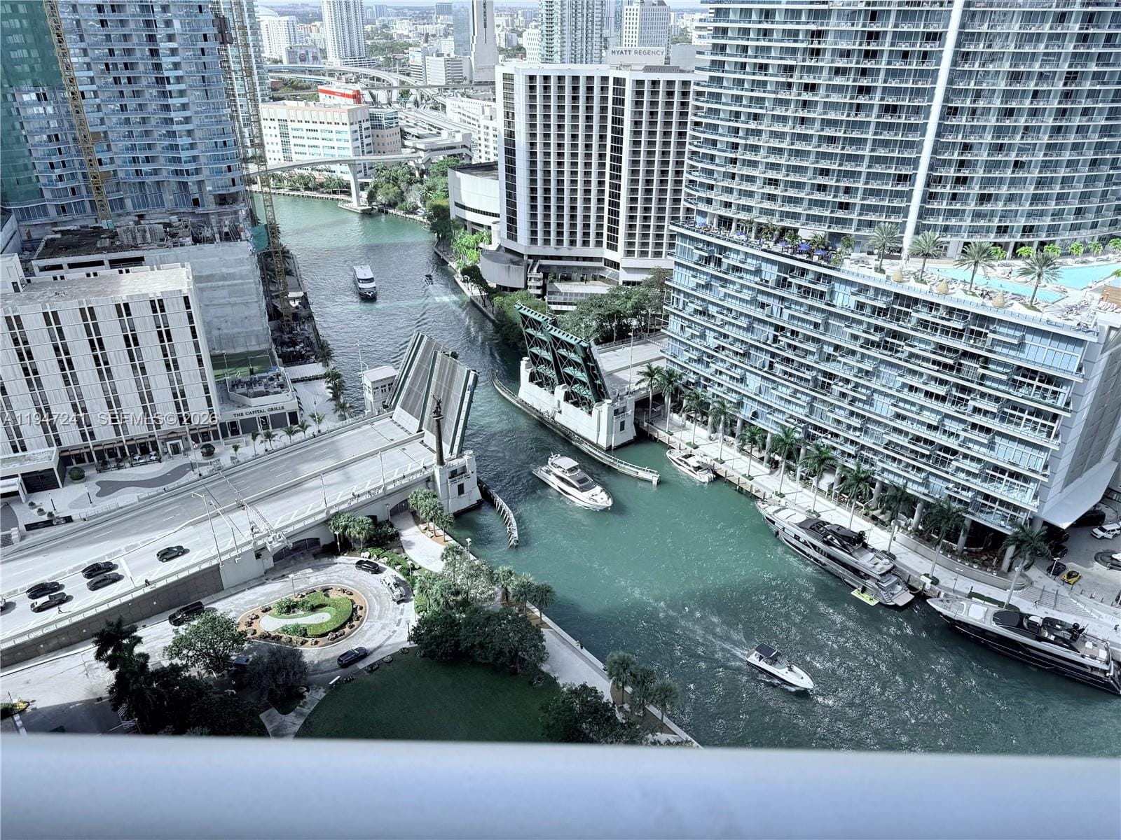 465 Brickell Avenue 2906 — photo 9