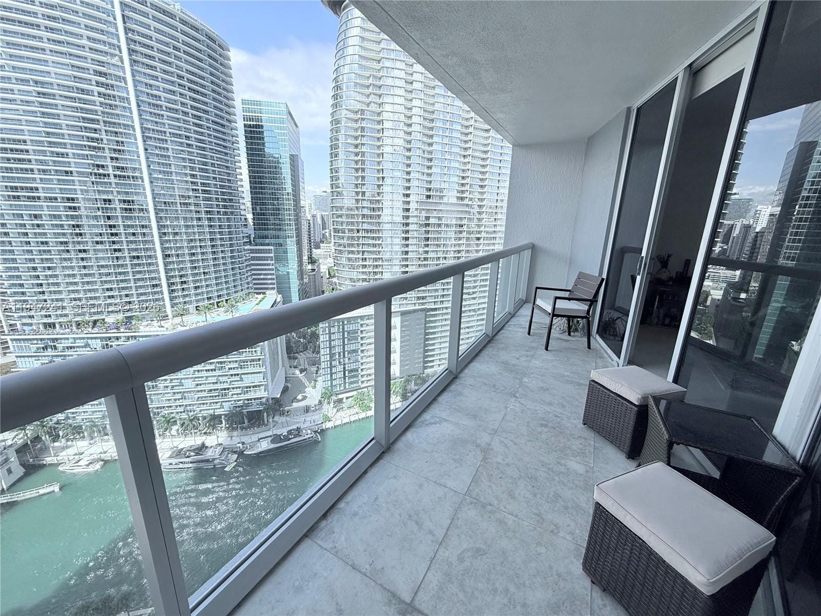465 Brickell Avenue 2906 — photo 10