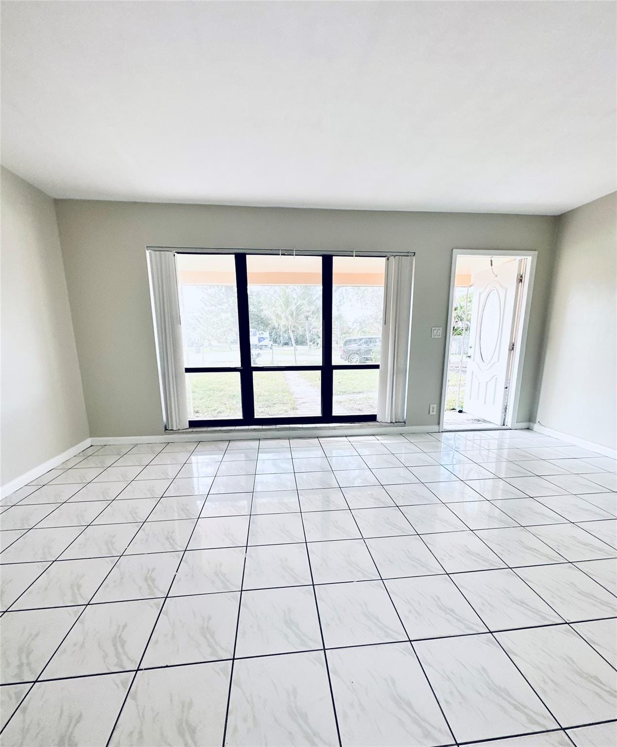 320 Kansas Avenue — photo 2