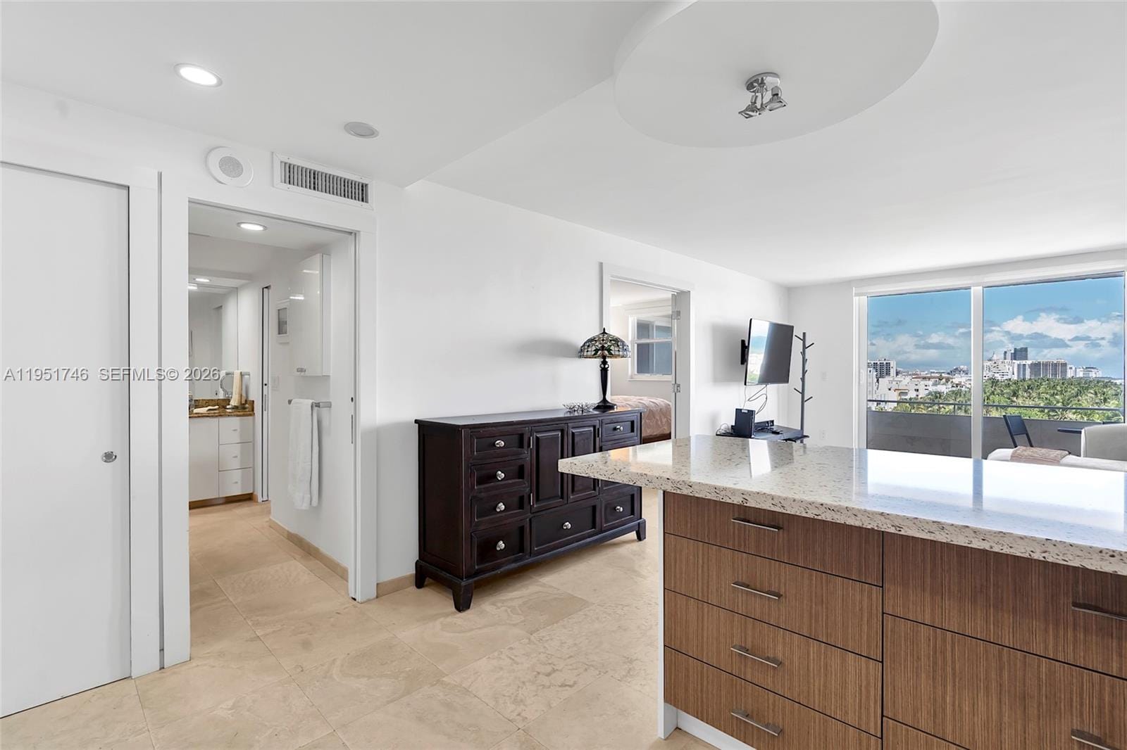 465 Ocean Drive 824, Miami Beach, FL 33139 photo 8