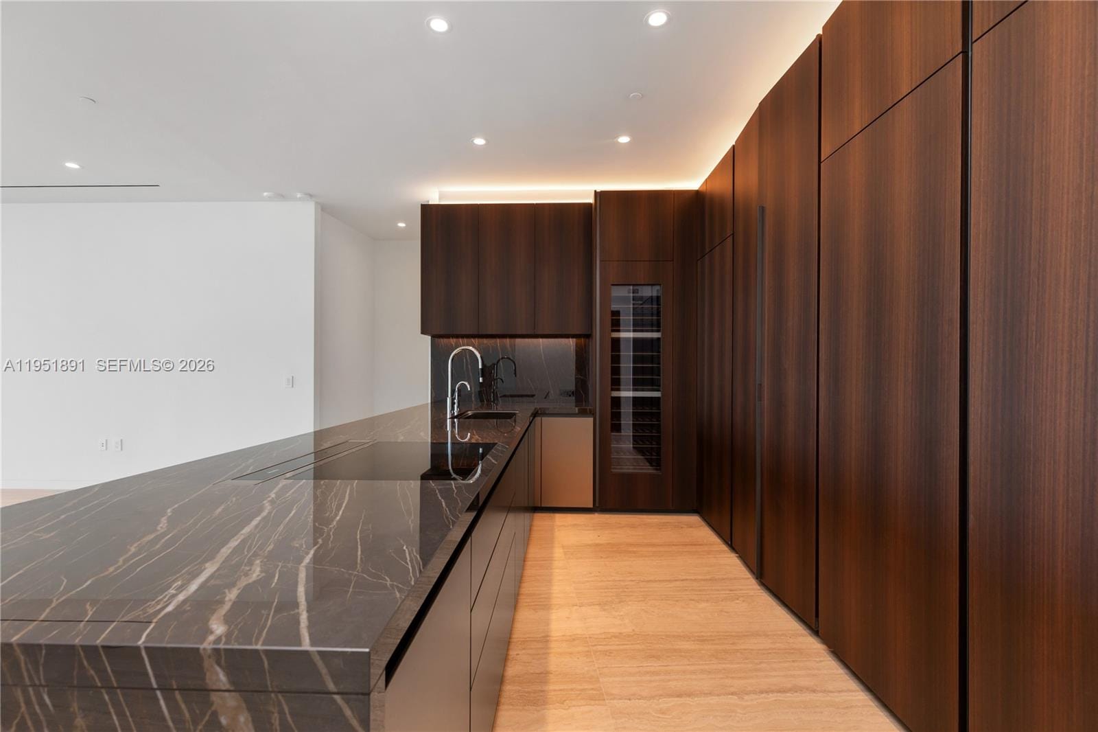 5 Grove Isle Drive L501 — photo 6