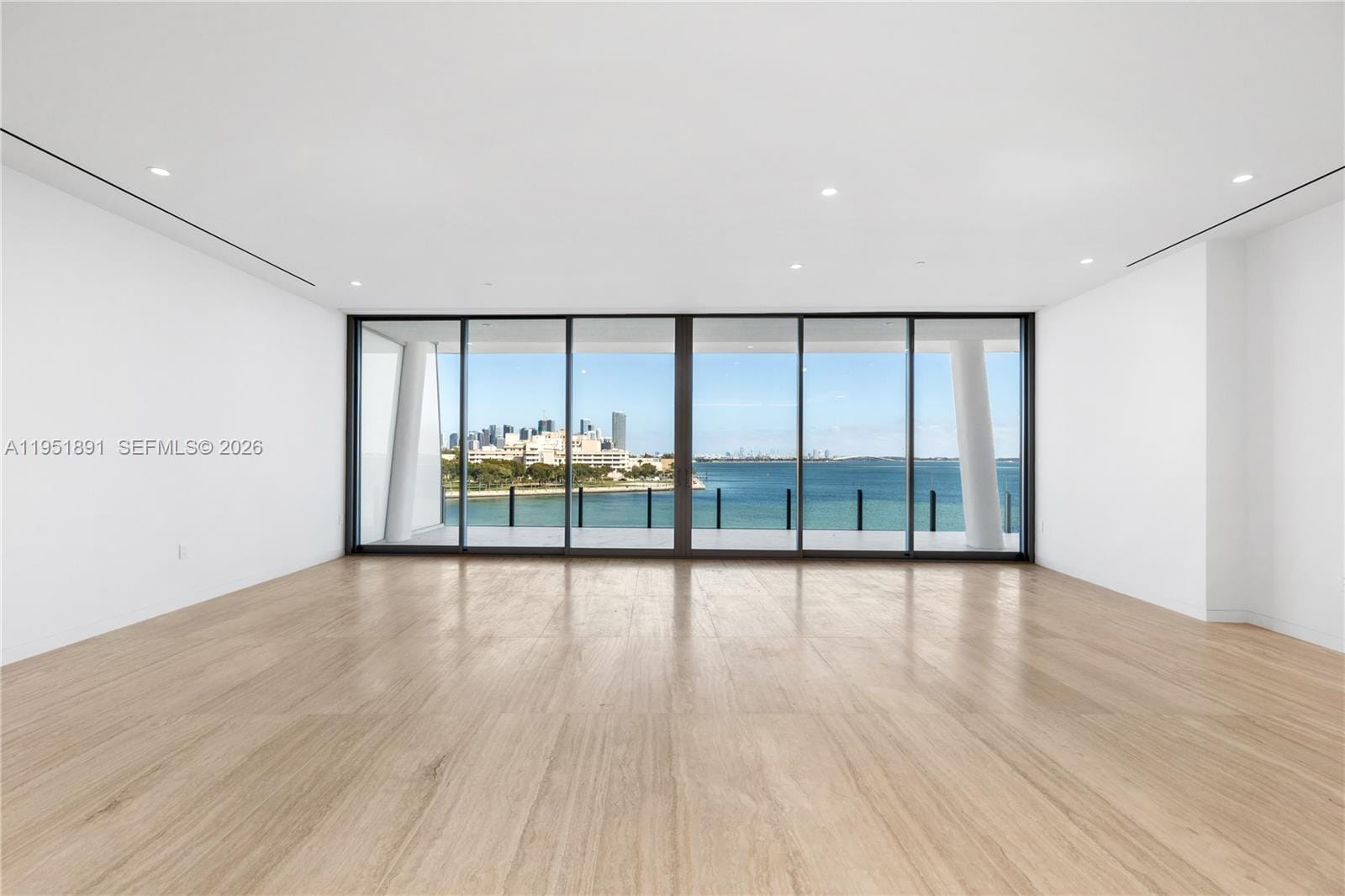 5 Grove Isle Drive L501 — photo 8
