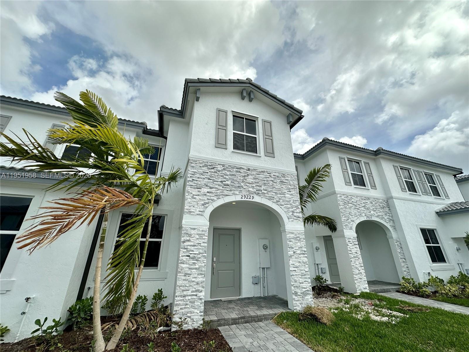 29229 SW 162nd Court . — photo 2