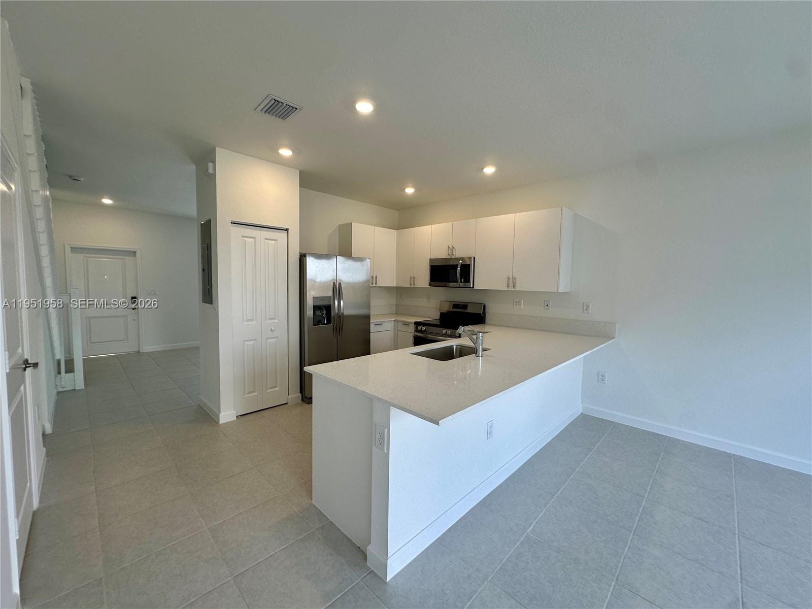 29229 SW 162nd Court . — photo 4