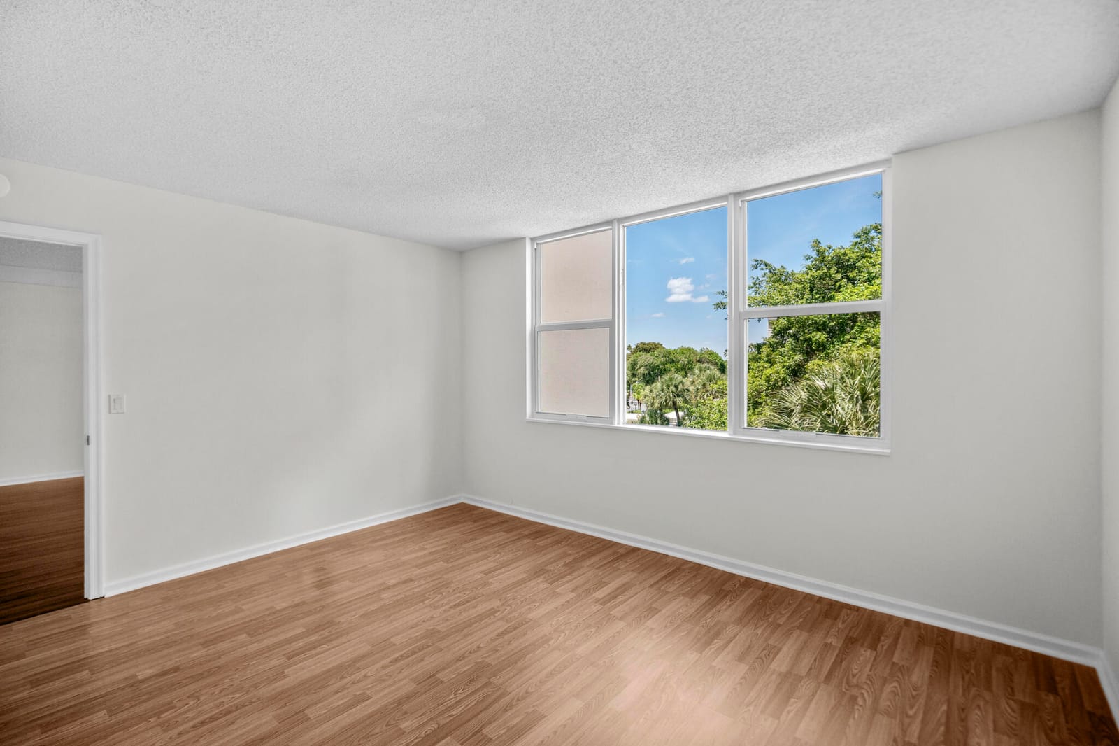 14527 Bonaire Boulevard 408 — photo 11
