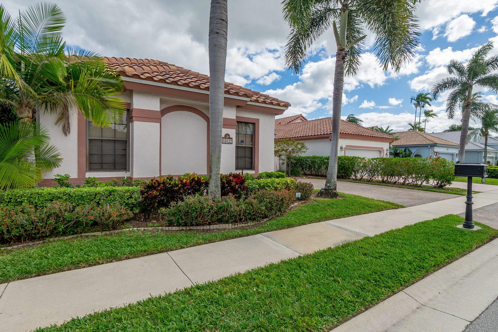10122 Lexington Circle N, Boynton Beach, FL 33436 photo 2