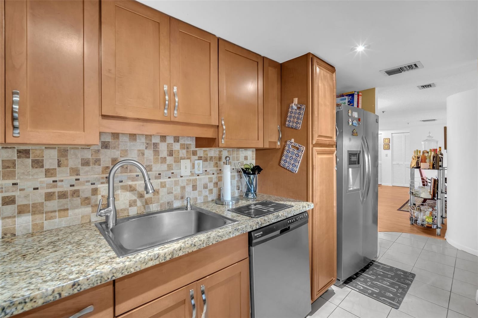 3910 Inverrary Boulevard 308-B, Lauderhill, FL 33319 photo 13
