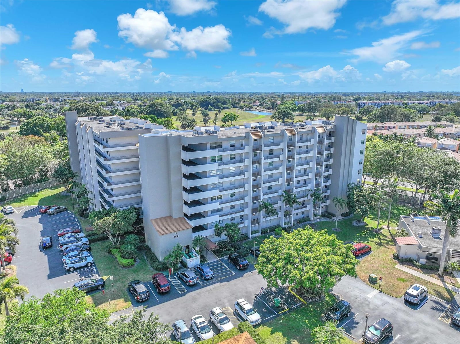 3910 Inverrary Boulevard 308-B — photo 5
