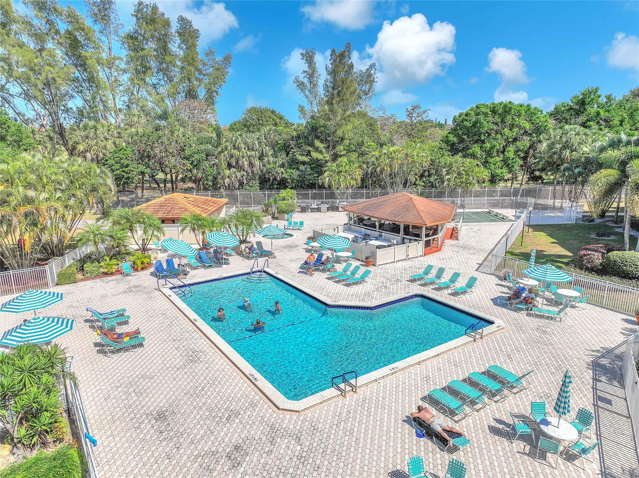 3910 Inverrary Boulevard 308-b, Lauderhill, FL 33319, Lauderhill