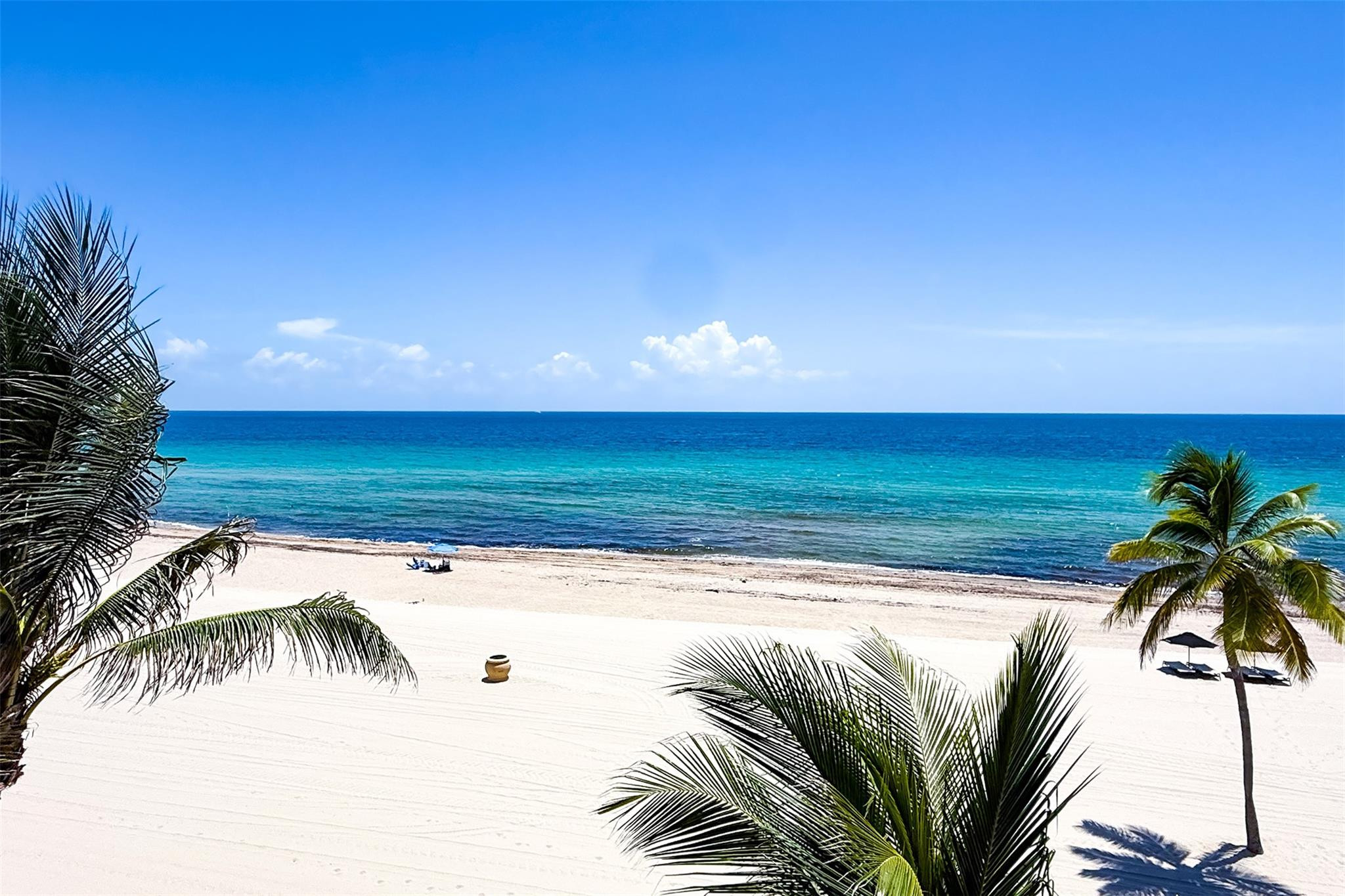 2205 S Surf Road 4b, Hollywood, FL 33019, Hollywood