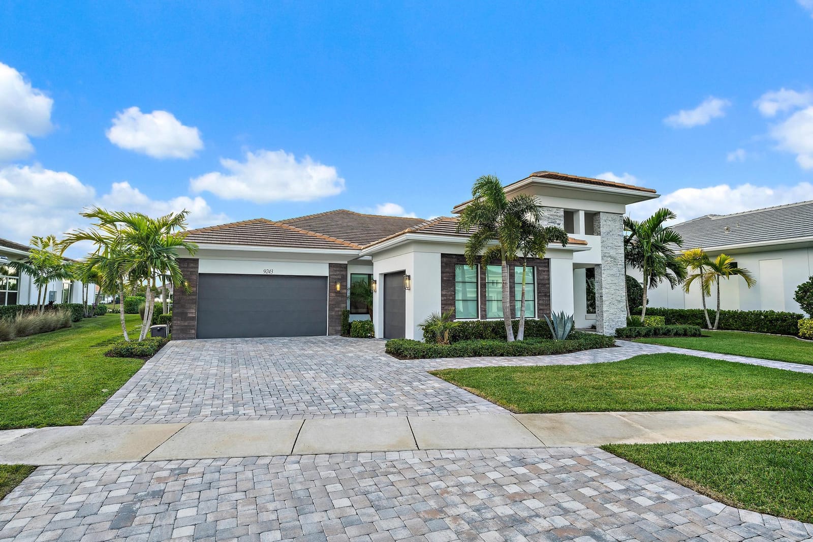 9243 Coral Isles Circle — photo 8