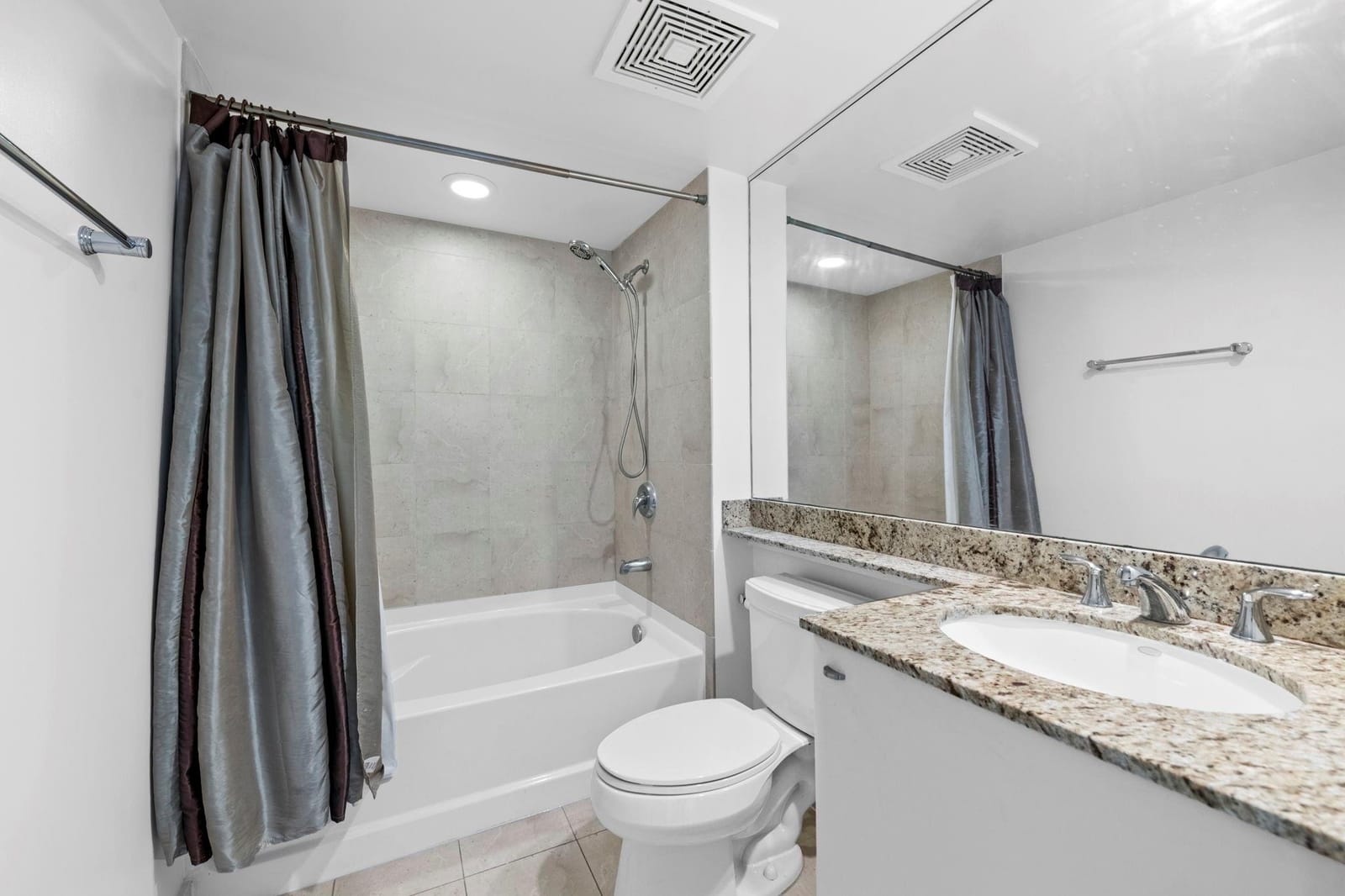 600 W Las Olas Boulevard 909S — photo 7