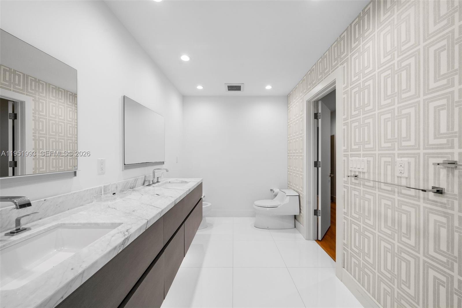 415 Rovino Avenue, Coral Gables, FL 33156 photo 30