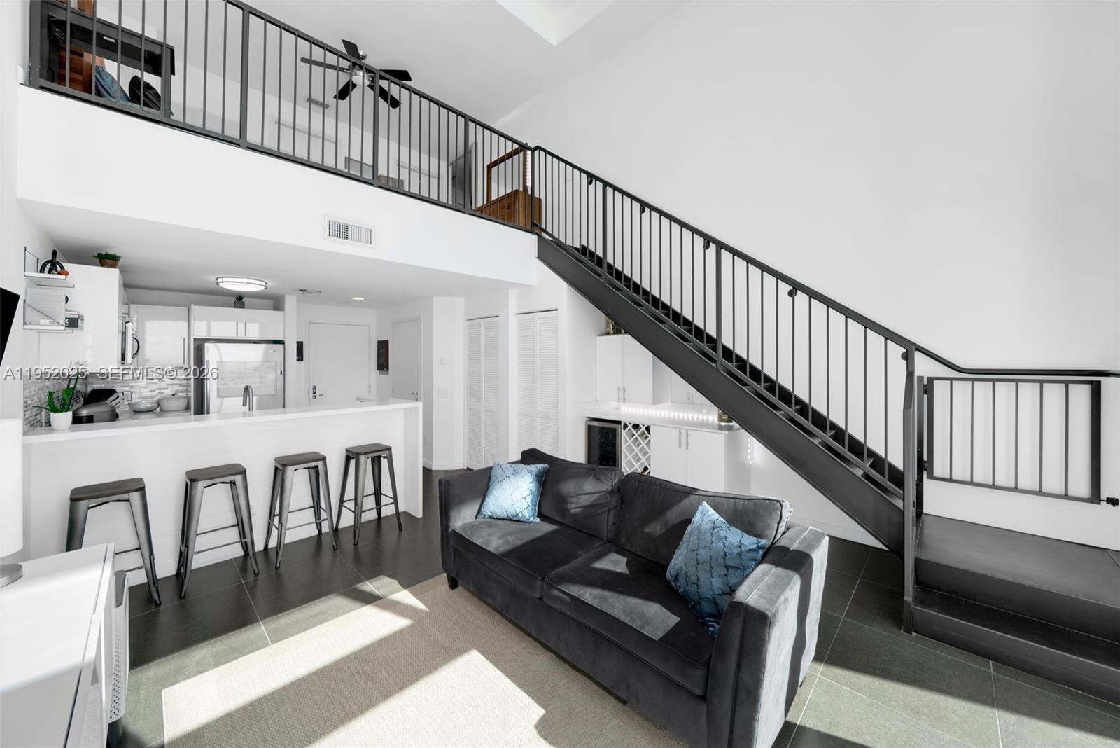 300 S Biscayne Boulevard L-410, Miami, FL 33131 photo 23