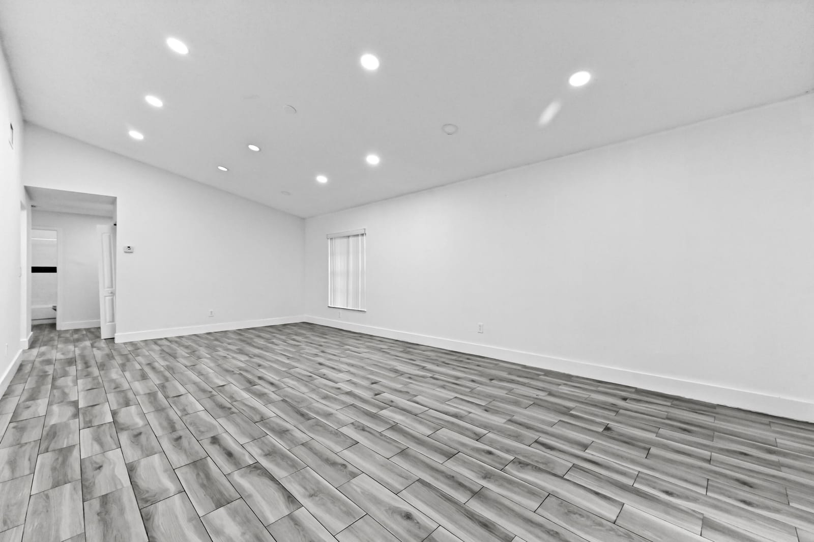 1390 Summit Run Circle, West Palm Beach, FL 33415 photo 14