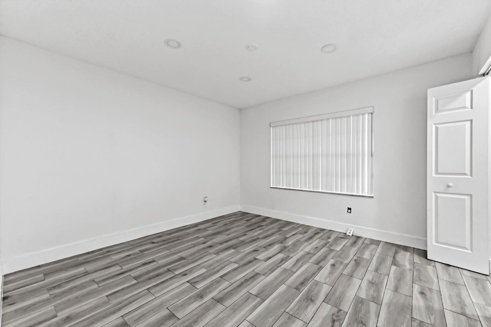 1390 Summit Run Circle, West Palm Beach, FL 33415 photo 17