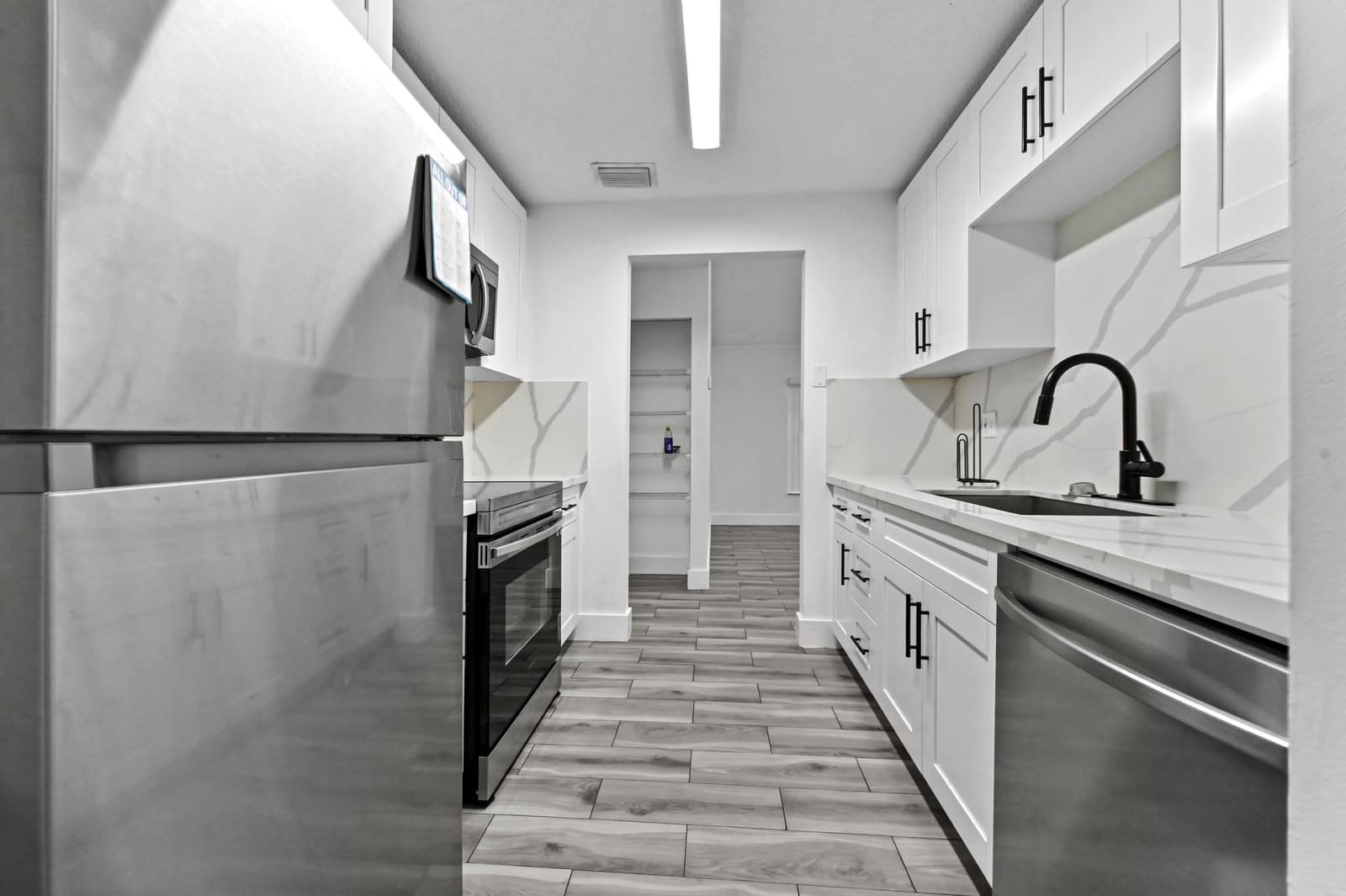 1390 Summit Run Circle, West Palm Beach, FL 33415 photo 3