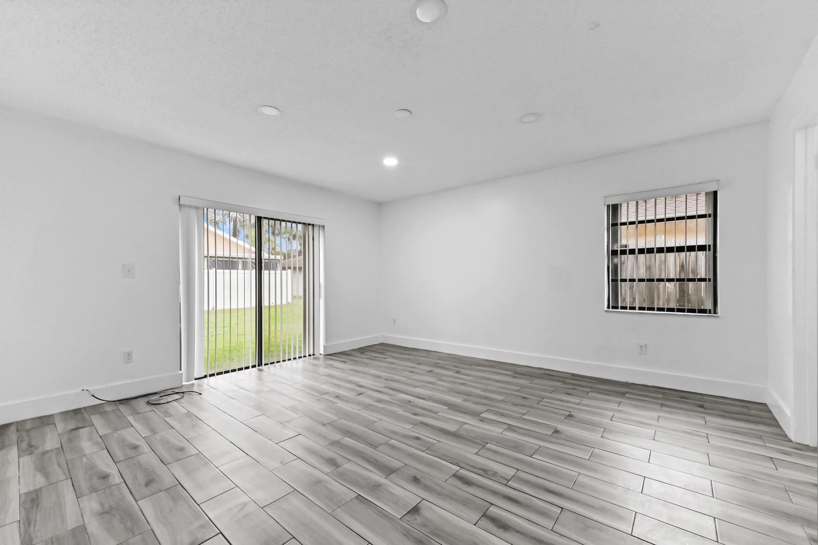 1390 Summit Run Circle, West Palm Beach, FL 33415 photo 8