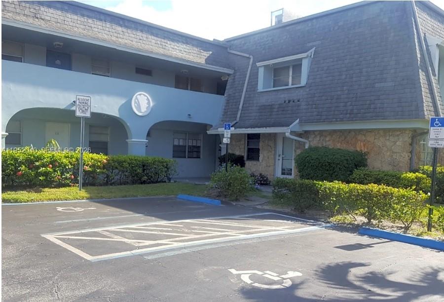 4271 NW 5th Street 106, Plantation, FL 33317, Plantation