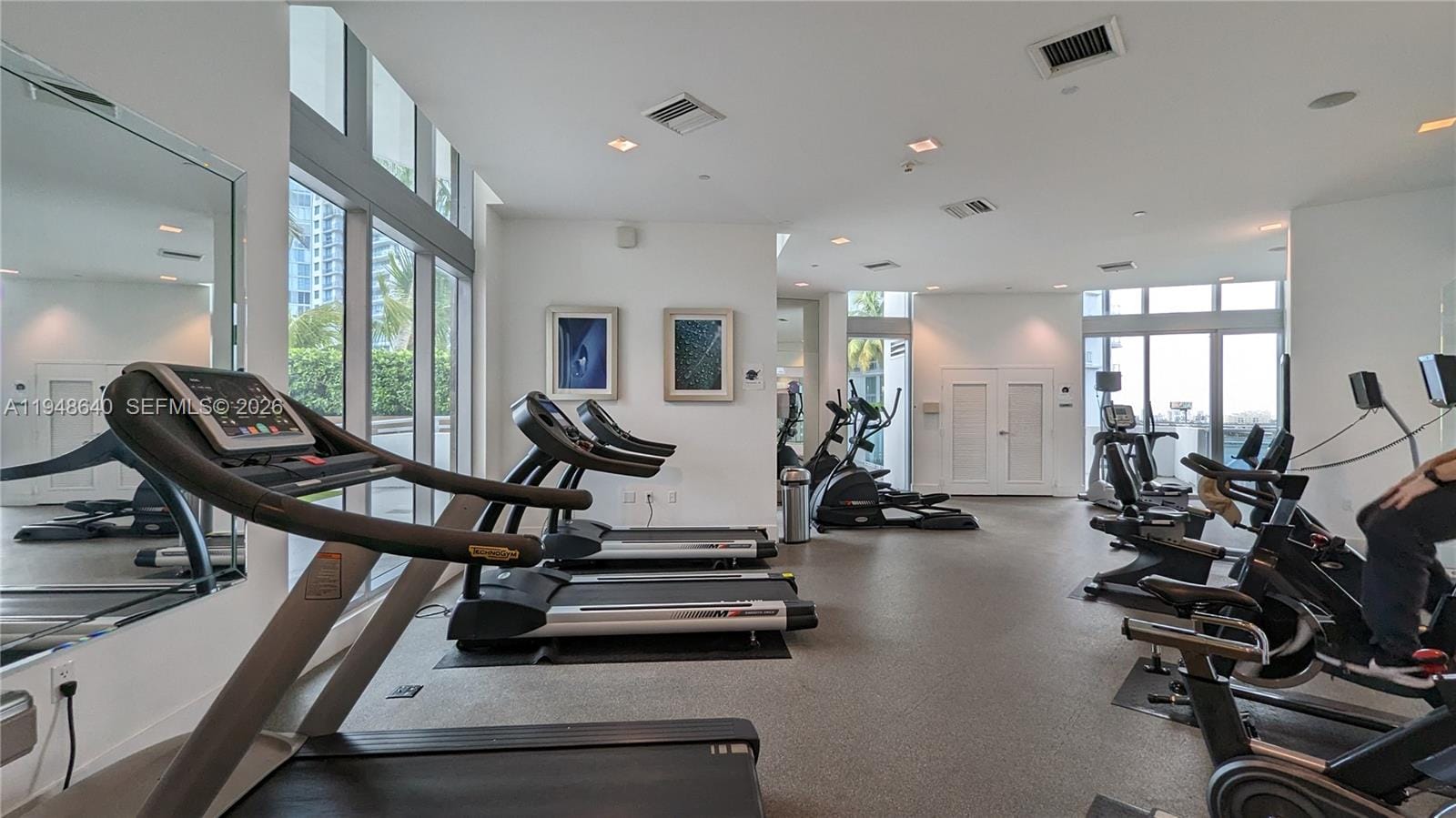 350 S Miami Avenue 702 — photo 11