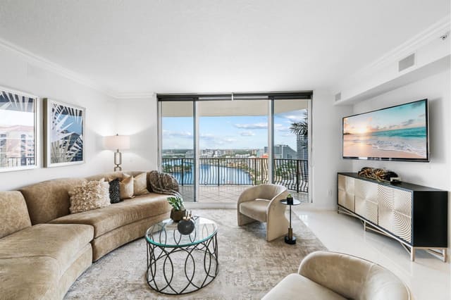 100 S Birch Road 2403, sold in Jackson Tower, Fort Lauderdale, FL