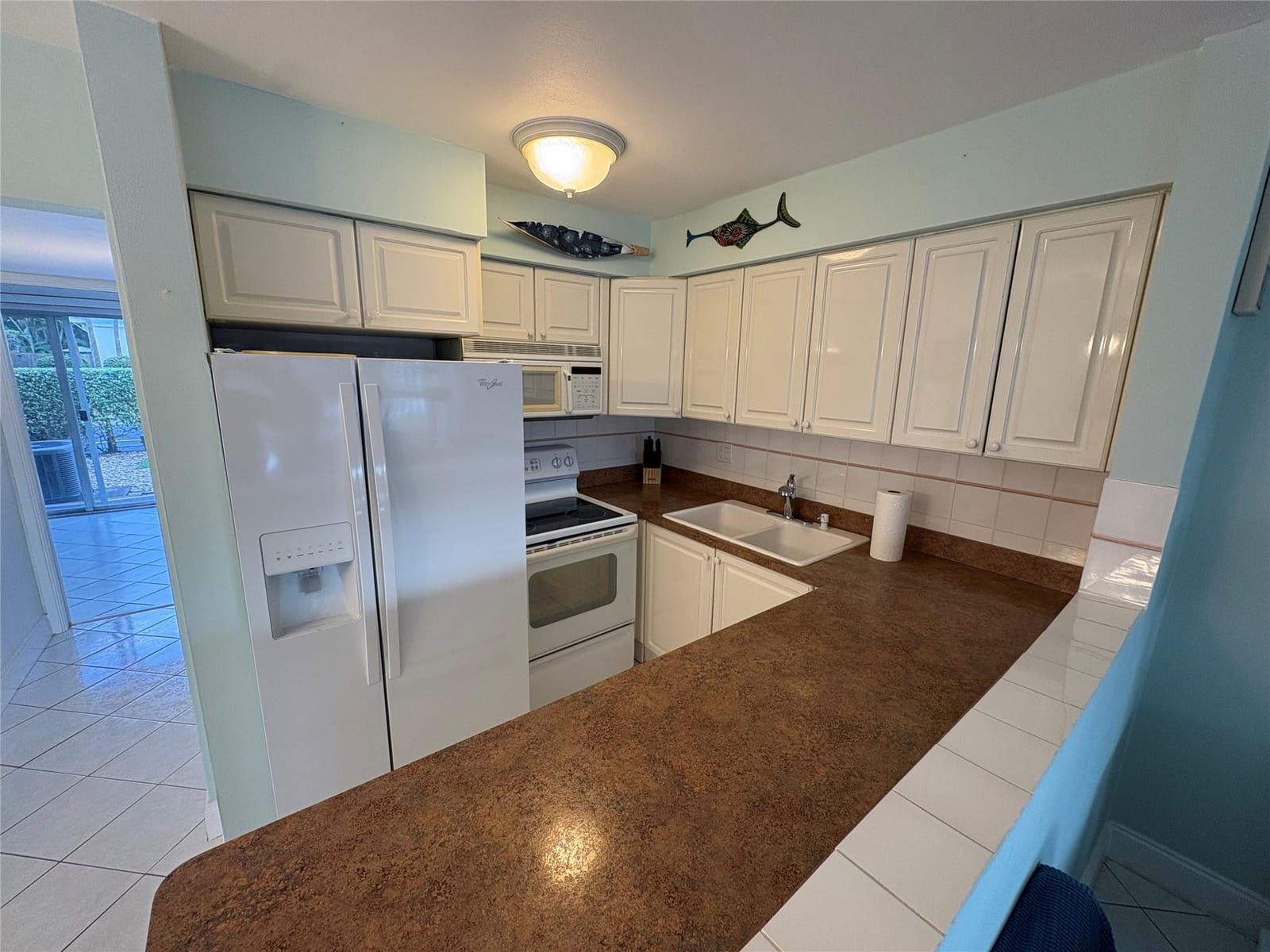 885 SE 19th Avenue 4, Deerfield Beach, FL 33441 photo 17
