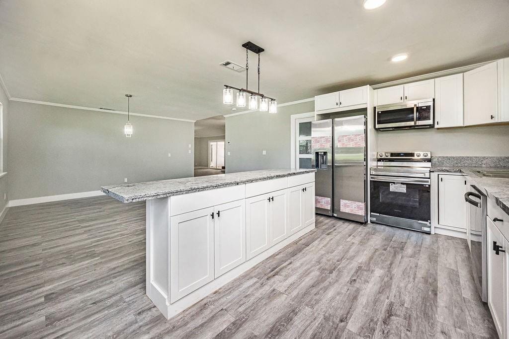 300 Riomar Drive — photo 6