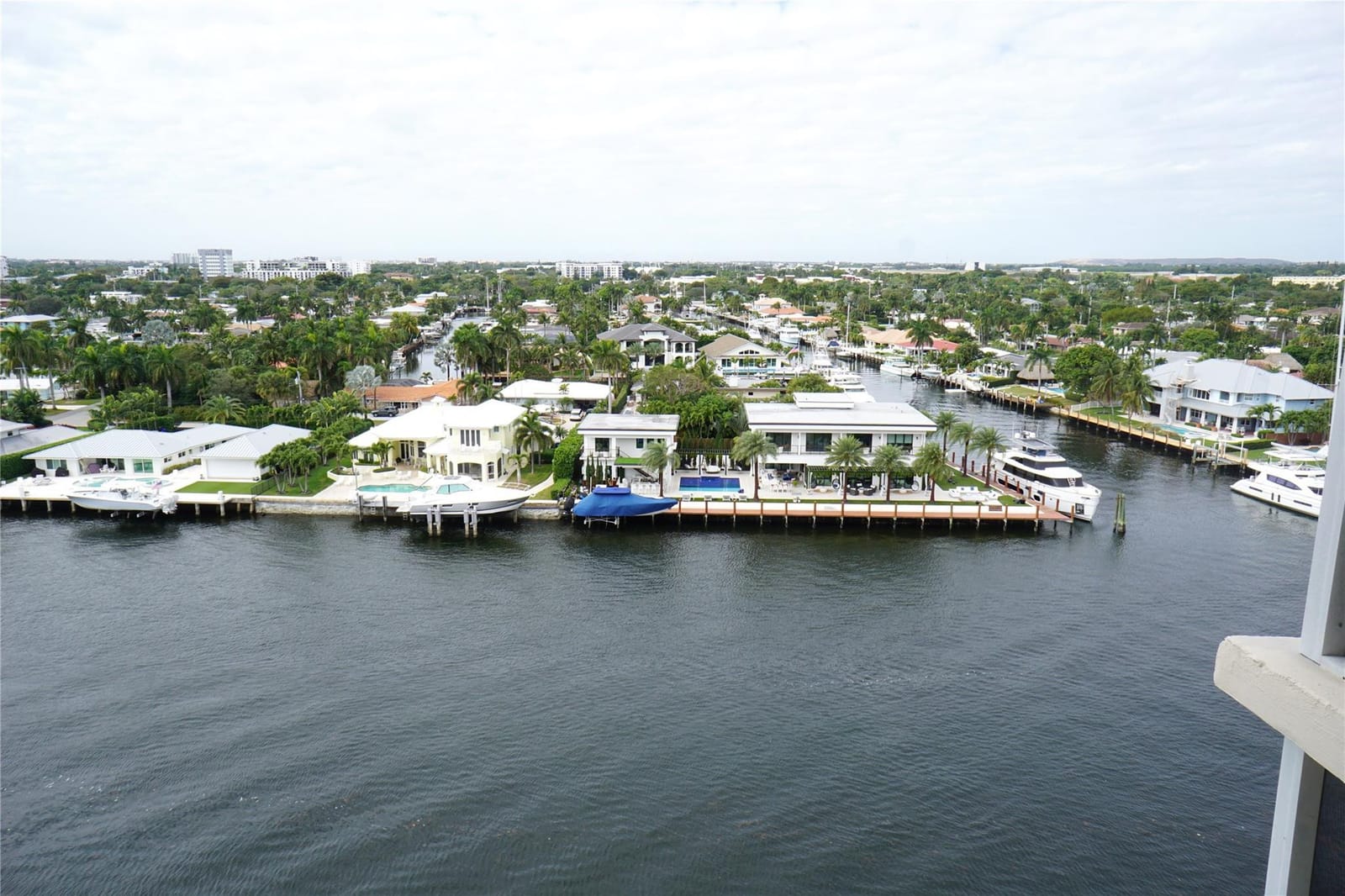 303 N Riverside Drive PH-4, Pompano Beach, FL 33062 photo 15