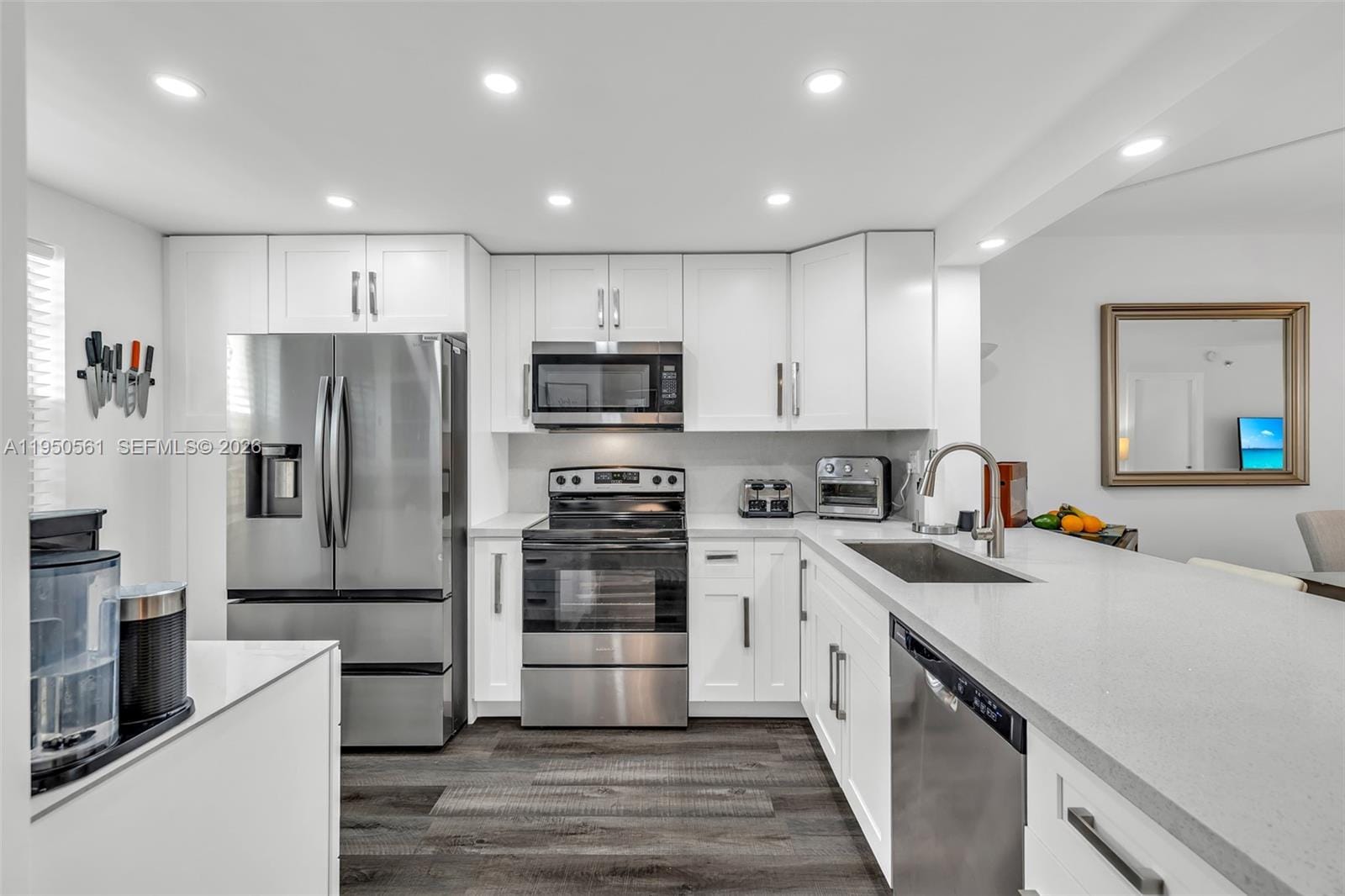 3910 Inverrary Boulevard 503-B — photo 4