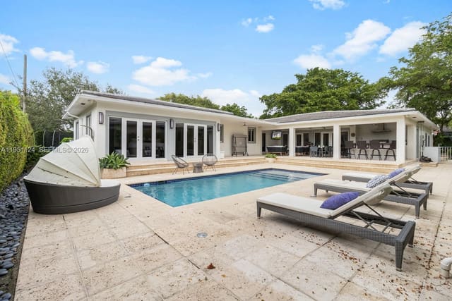 5601 Maggiore Street, Coral Gables, FL 33146